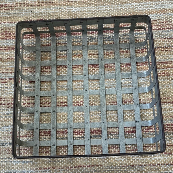 Rustic Metal Basket - Picture 1 of 3